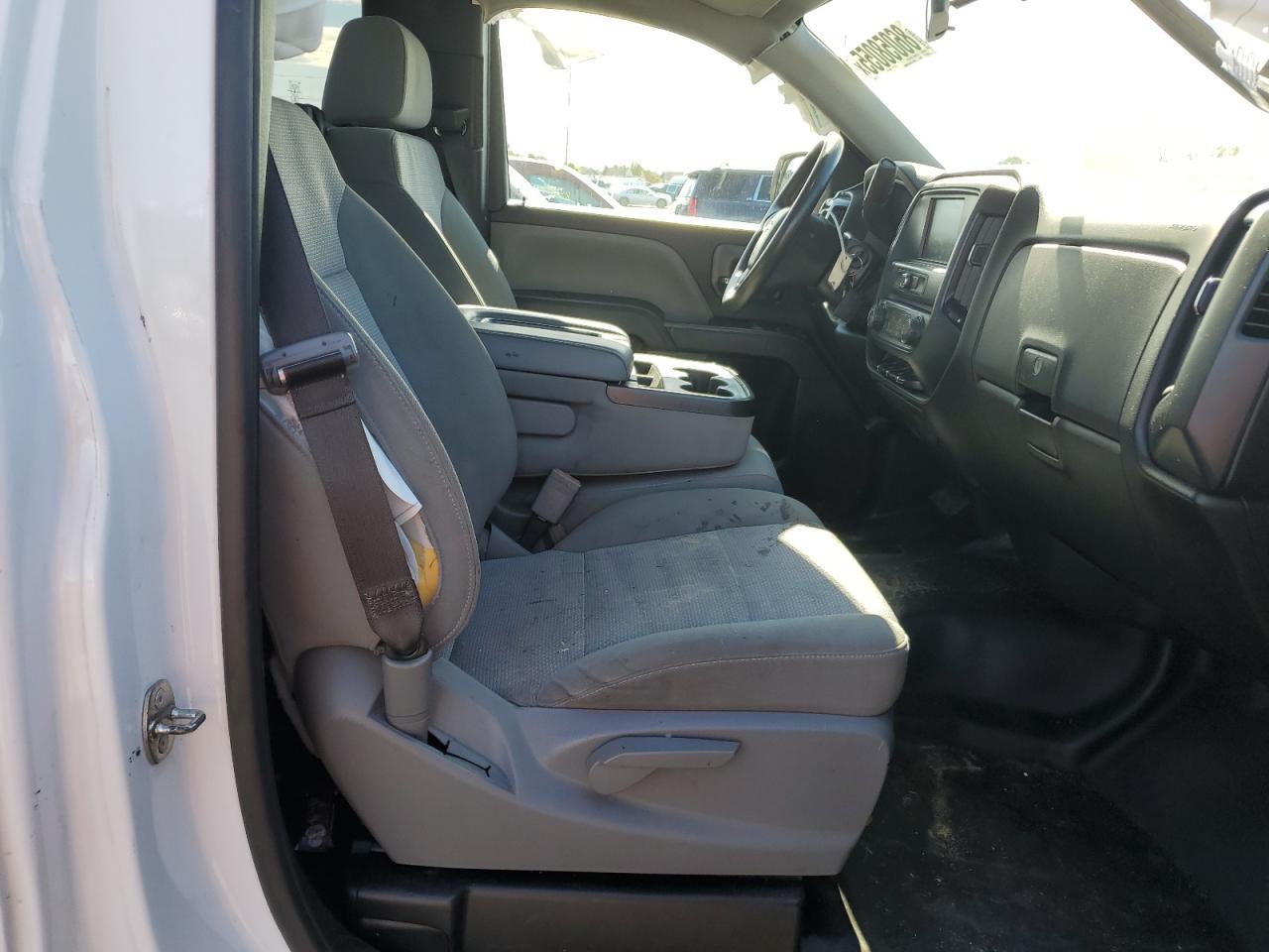2018 CHEVROLET Silverado