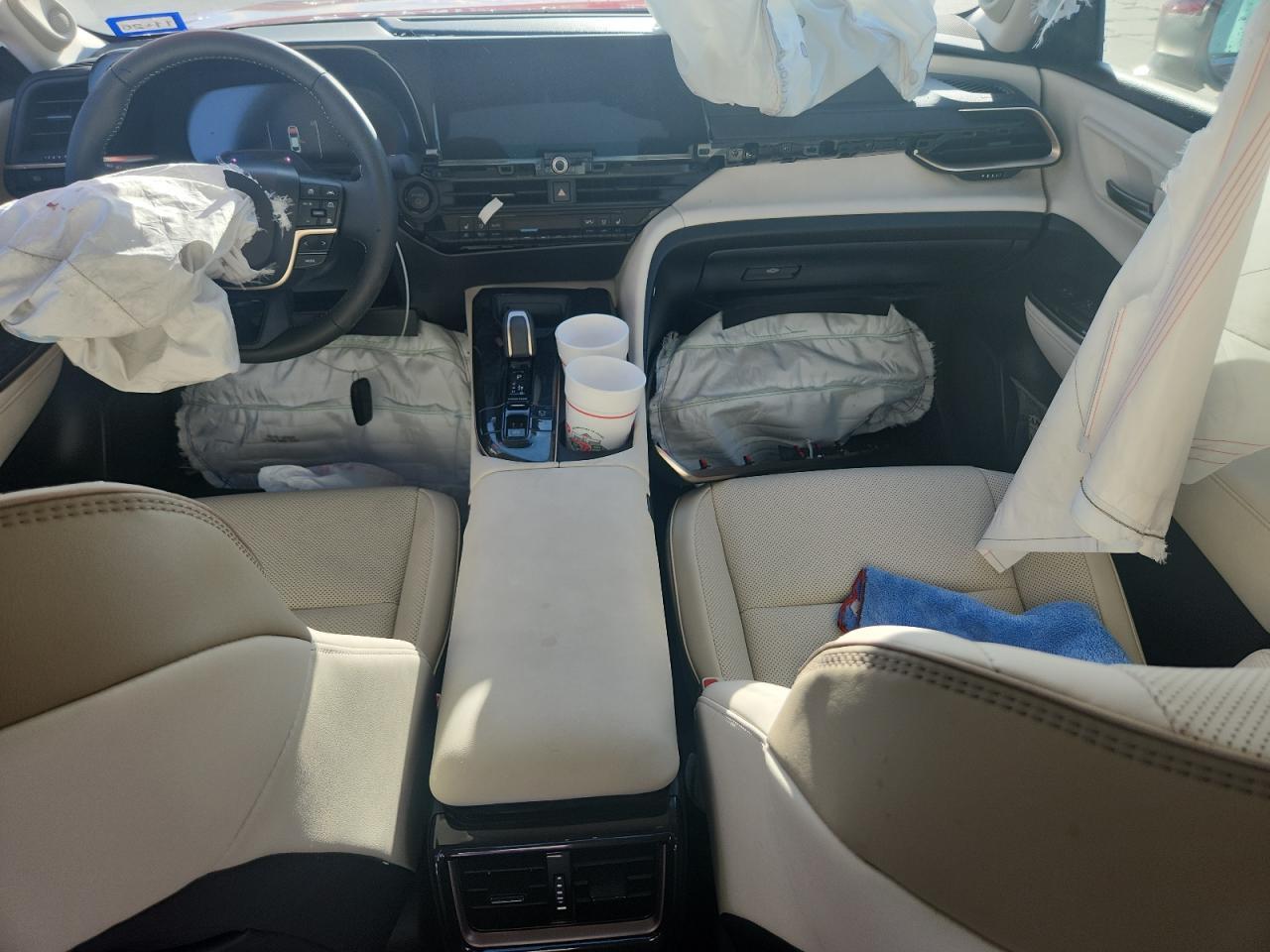 2025 TOYOTA Crown