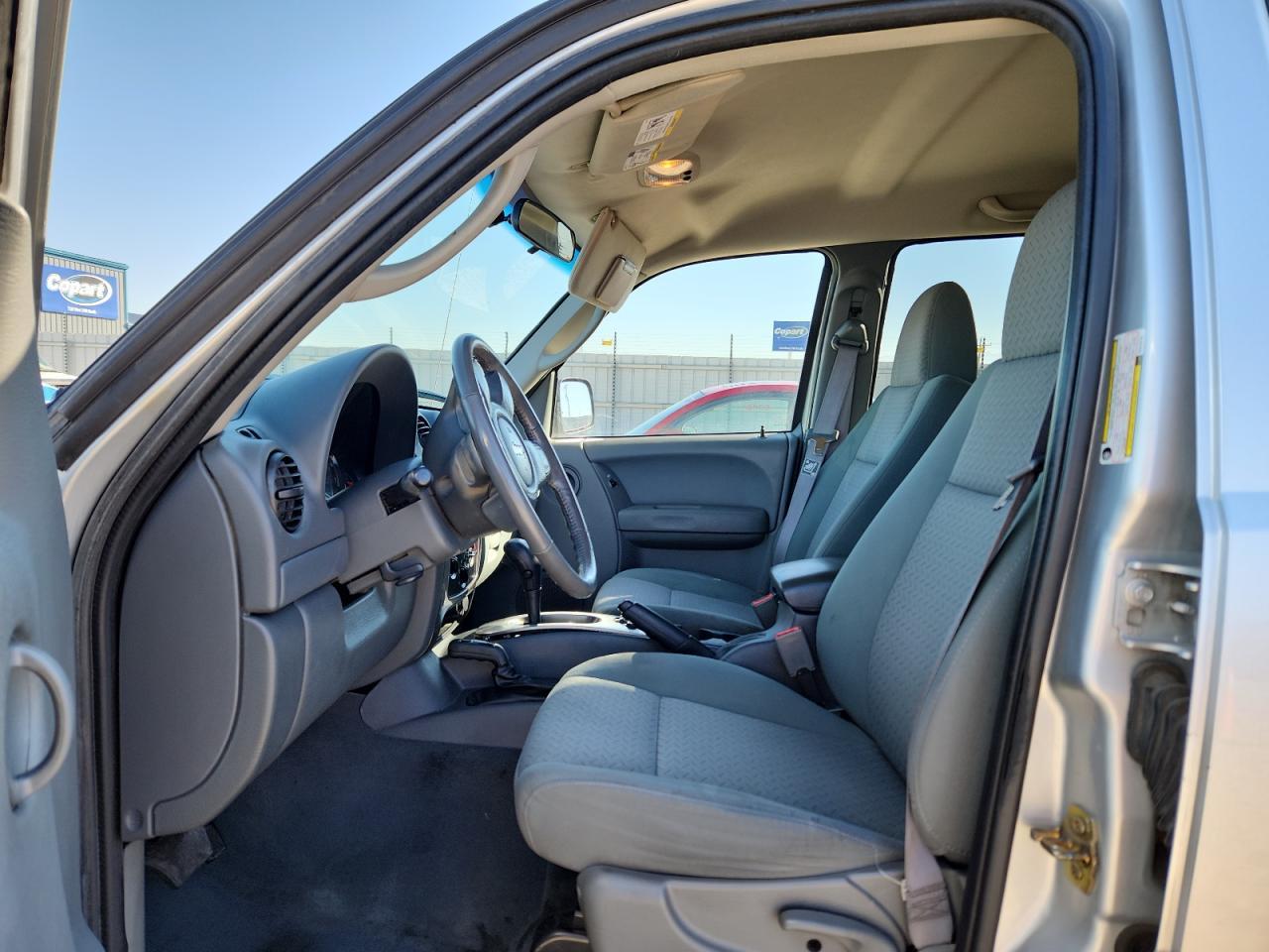 2006 JEEP Liberty