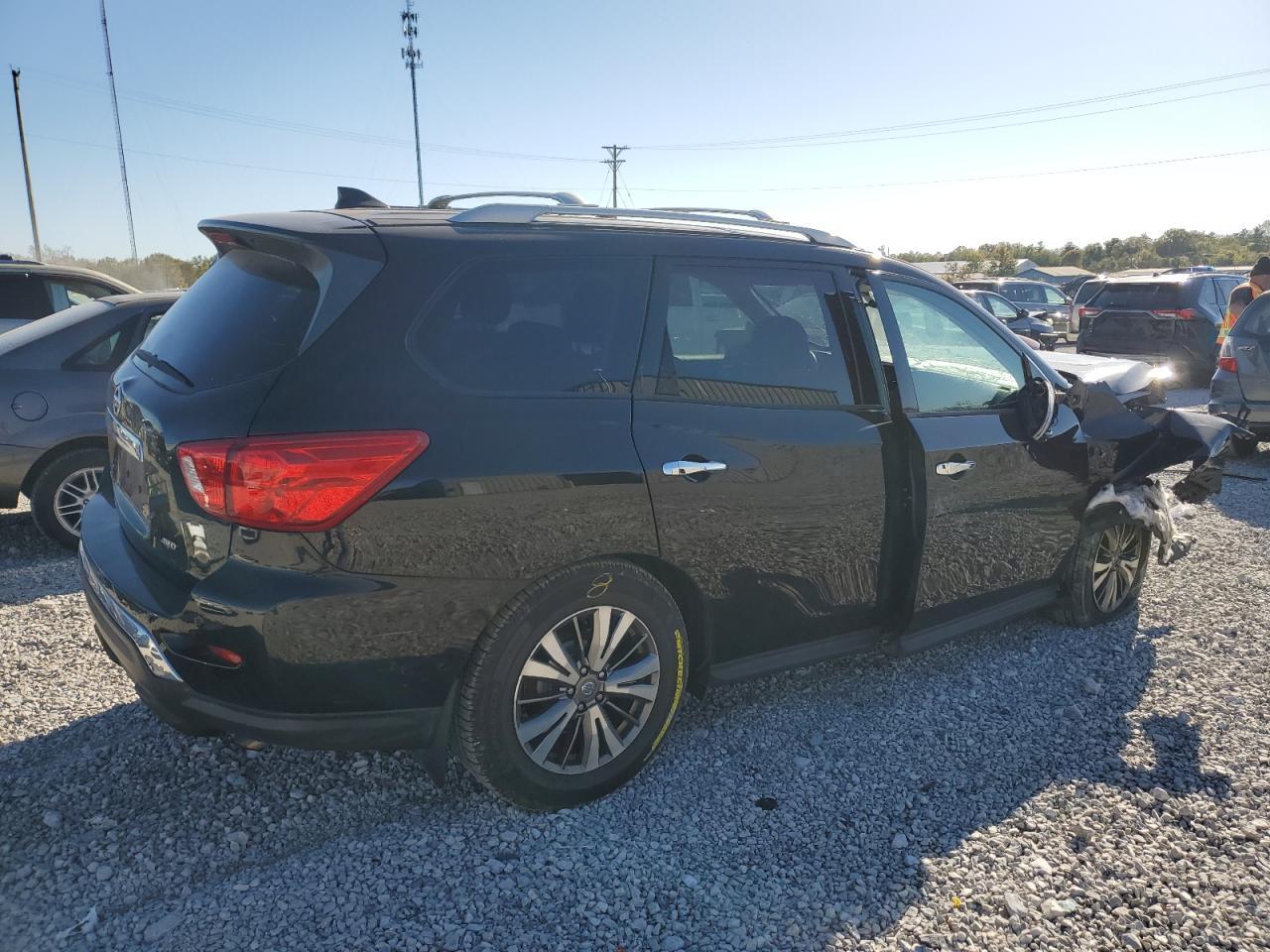 2019 NISSAN PATHFINDER
