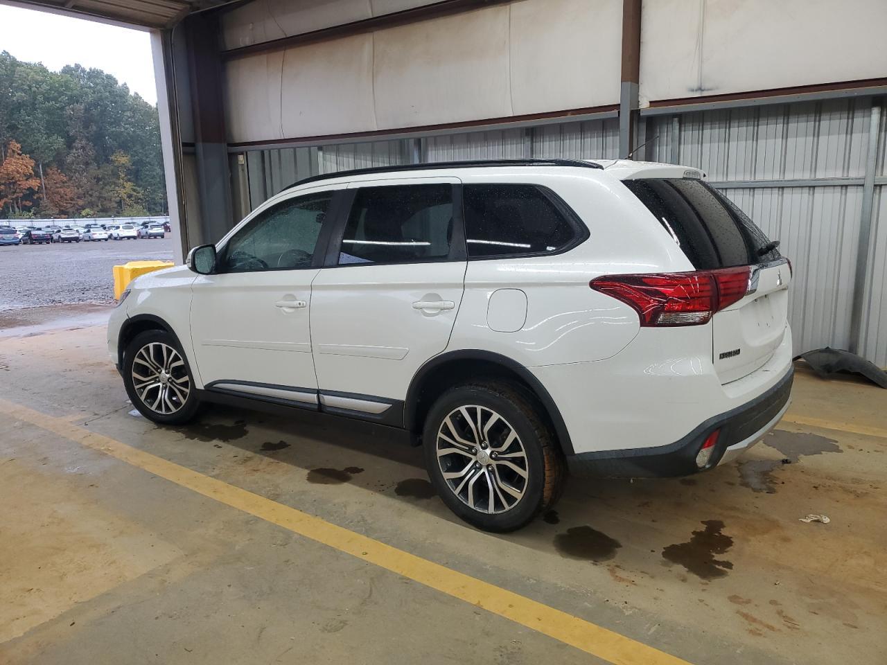 2016 MITSUBISHI outlander