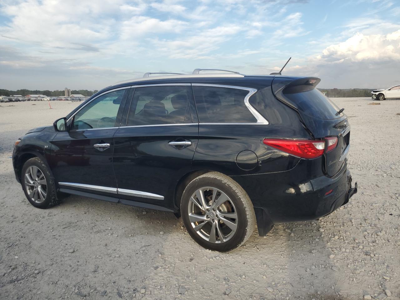 2015 INFINITI QX60