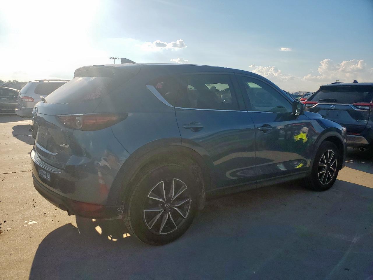 2017 MAZDA CX-5
