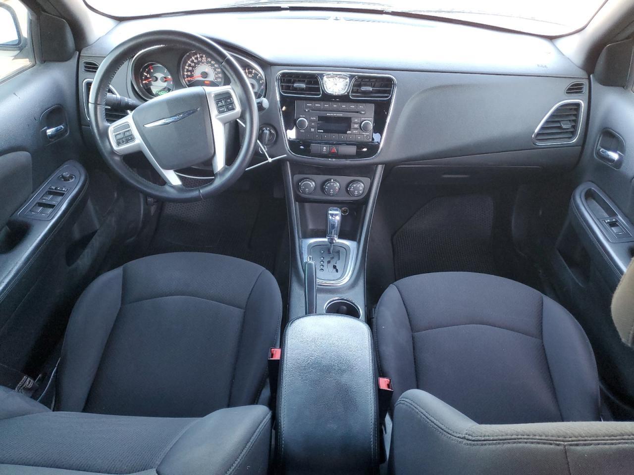 2014 CHRYSLER 200
