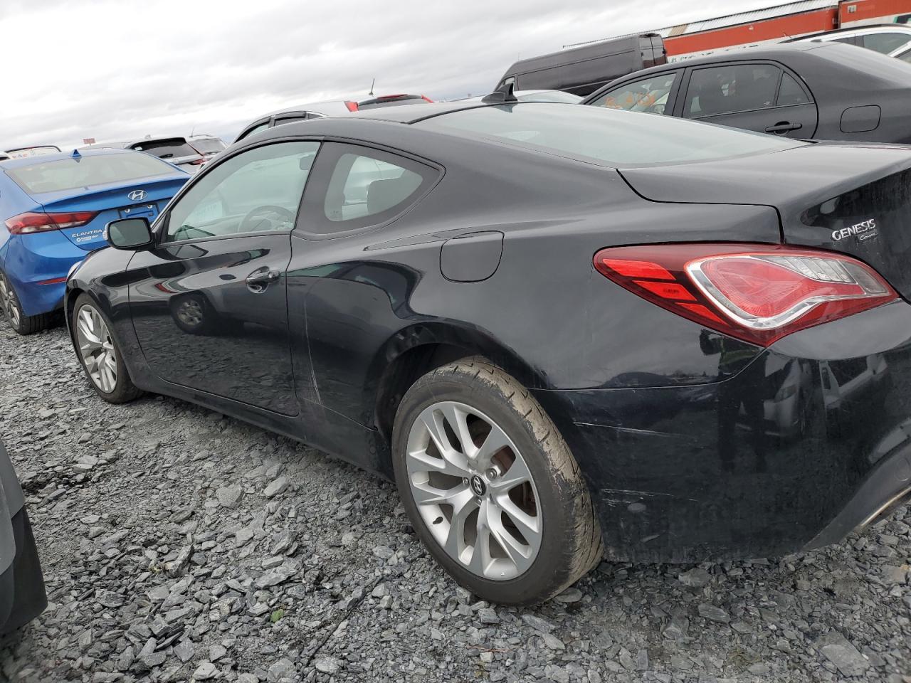 2016 HYUNDAI GENESIS