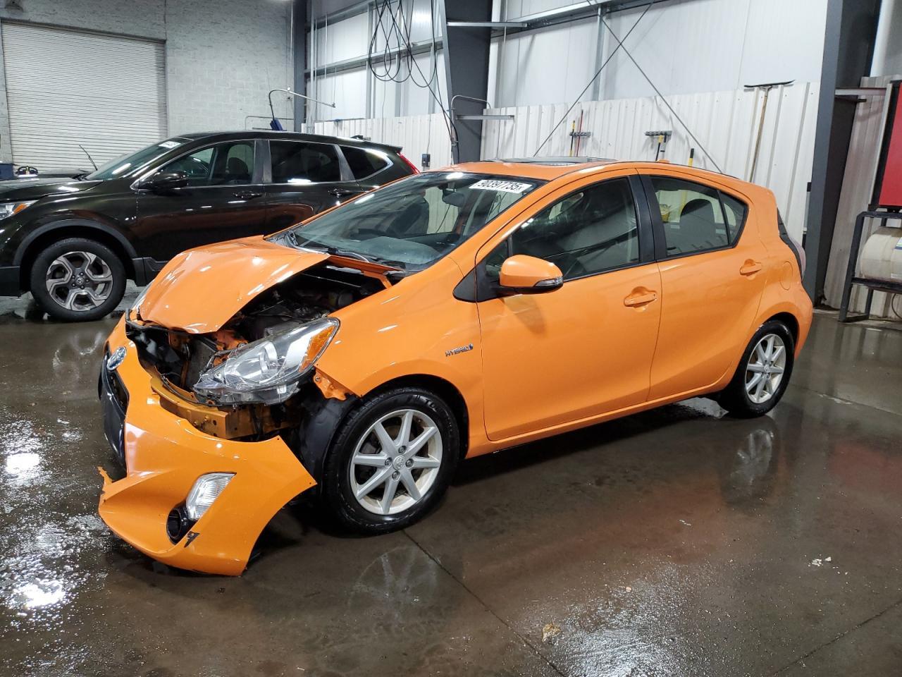 2015 TOYOTA Prius c