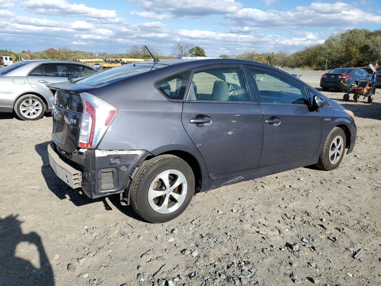 2013 TOYOTA PRIUS