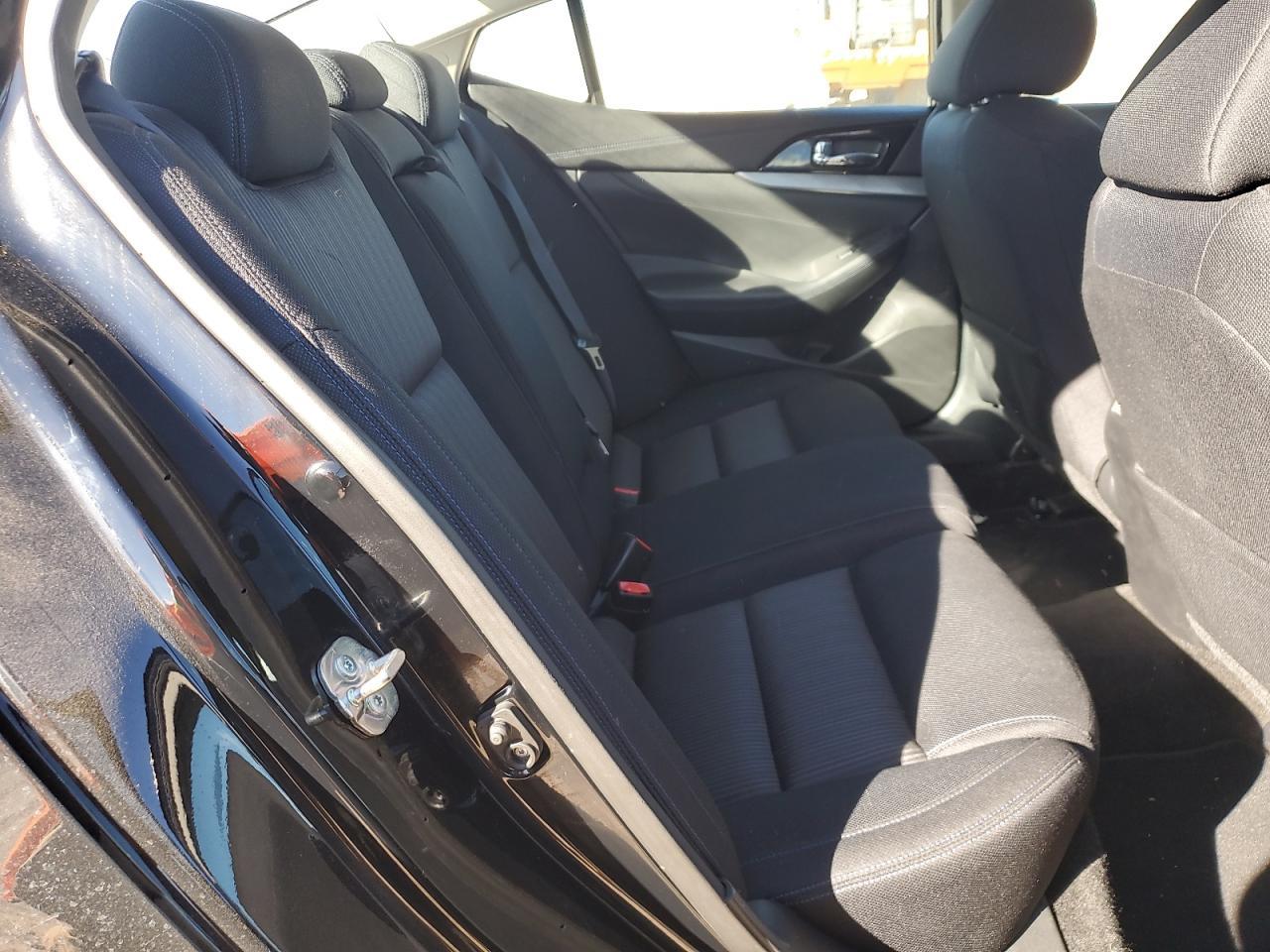 2016 NISSAN Maxima
