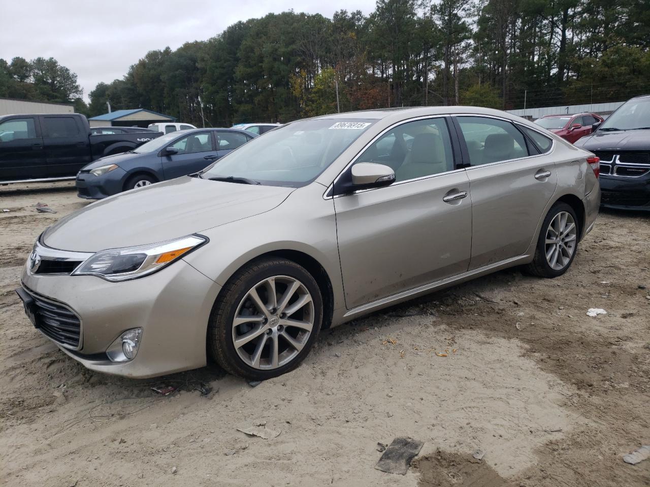 2014 TOYOTA Avalon