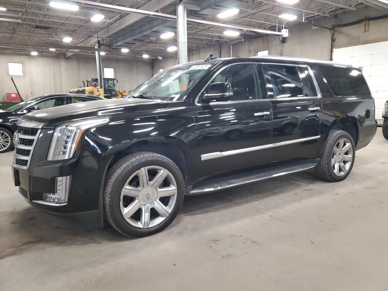 2018 CADILLAC Escalade ESV