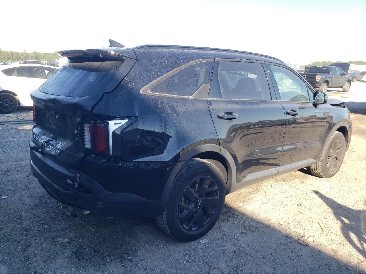 2021 KIA SORENTO