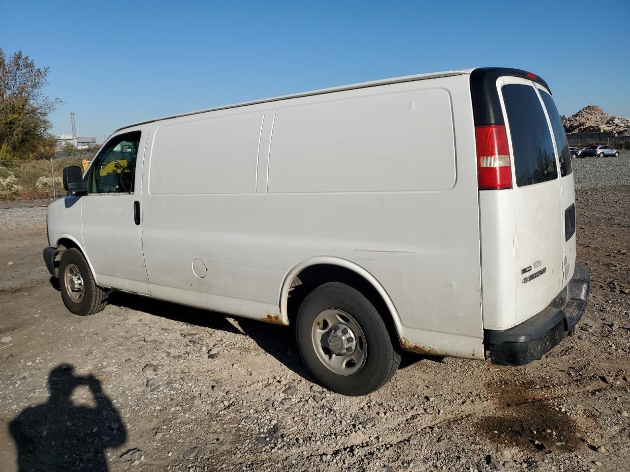 2010 CHEVROLET Express 3500