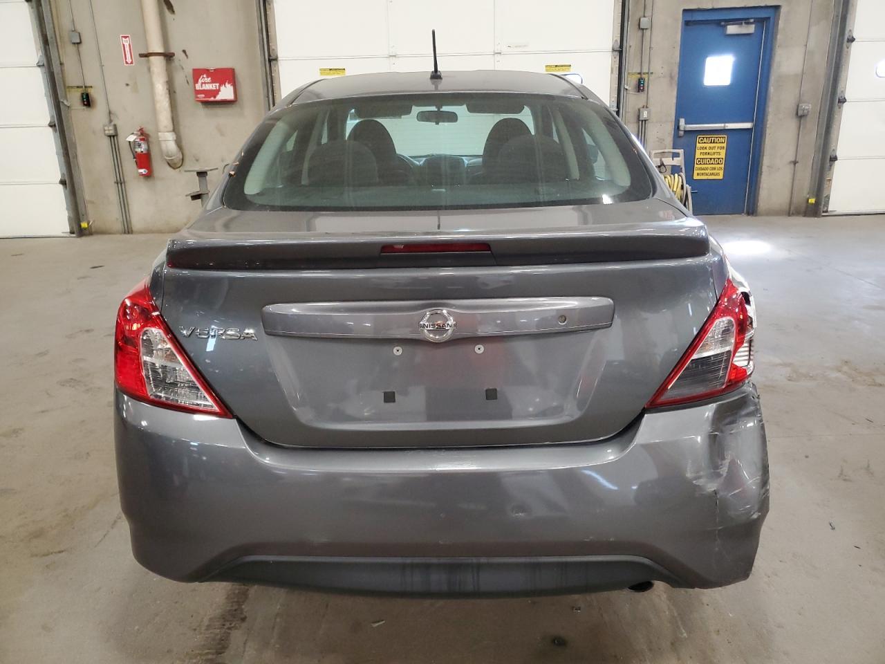 2018 NISSAN VERSA