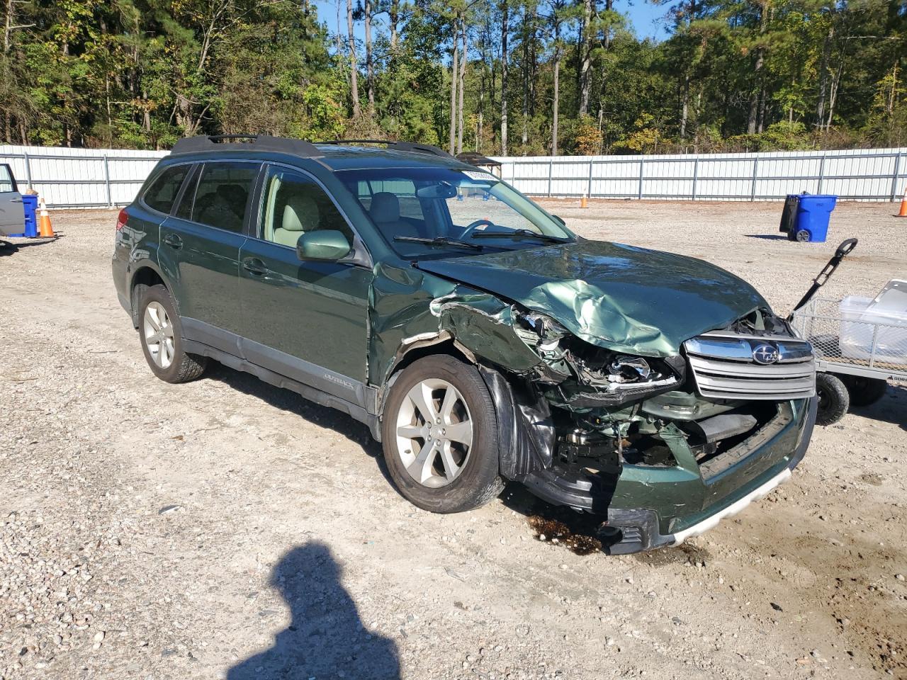 2014 SUBARU Outback