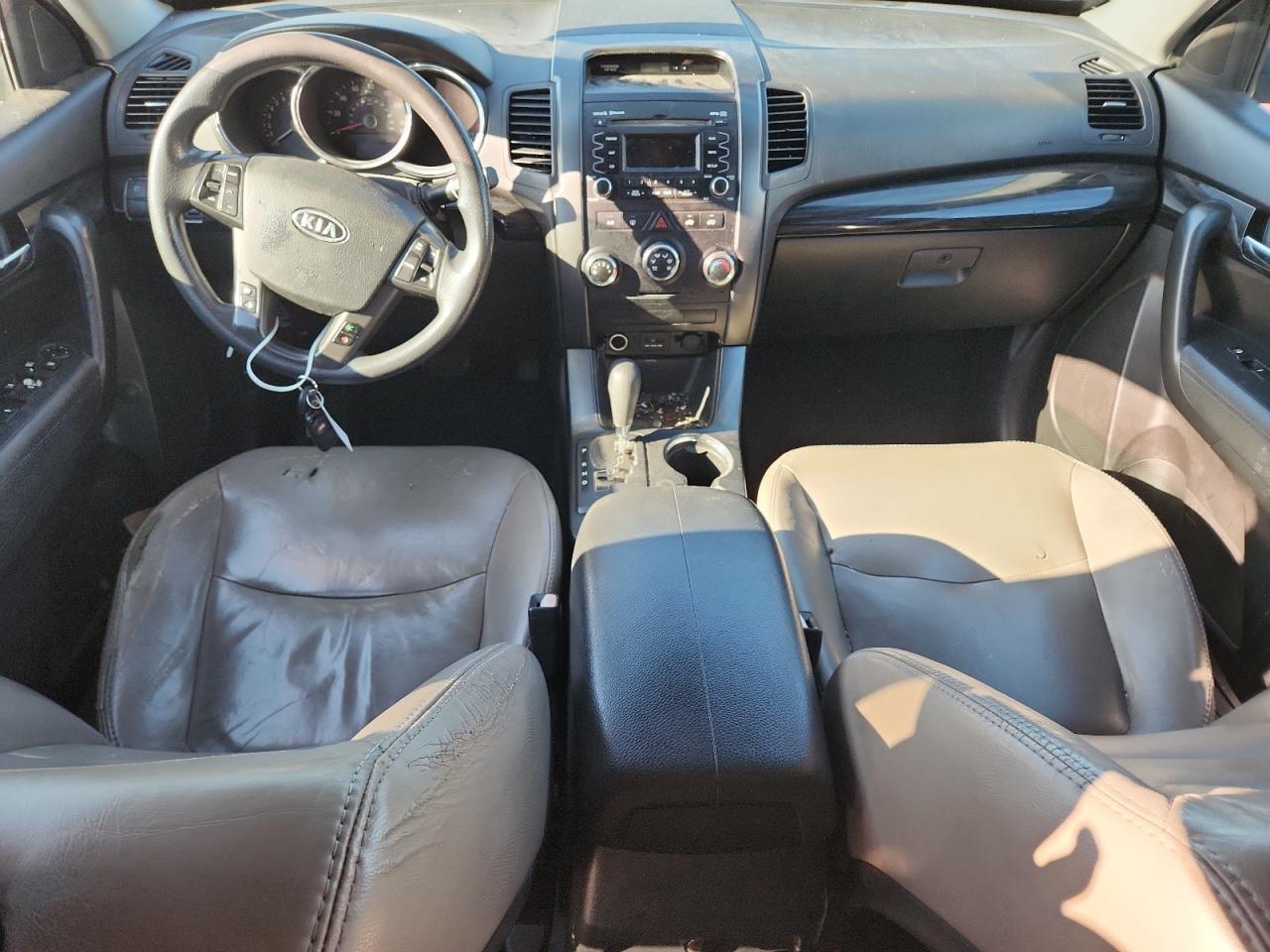 2011 KIA SORENTO