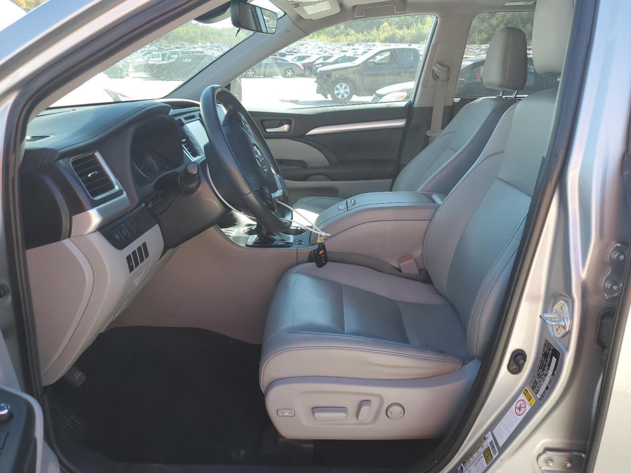 2019 TOYOTA HIGHLANDER