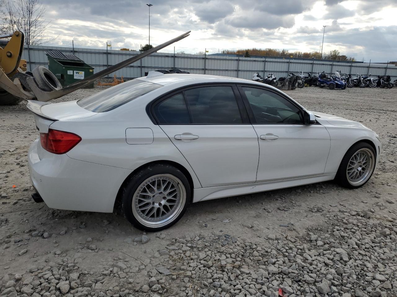 2014 BMW 3 SERIES