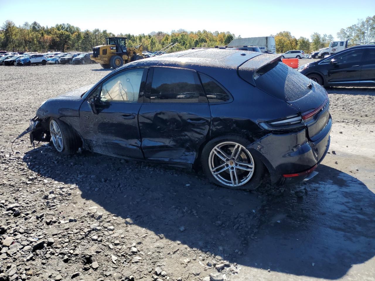 2019 PORSCHE Macan