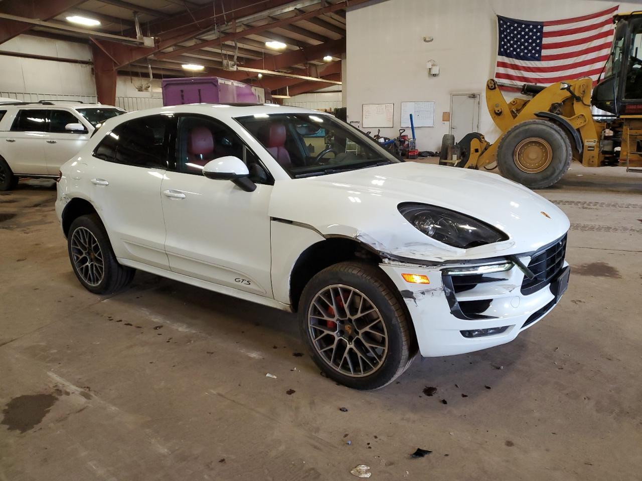 2017 PORSCHE Macan