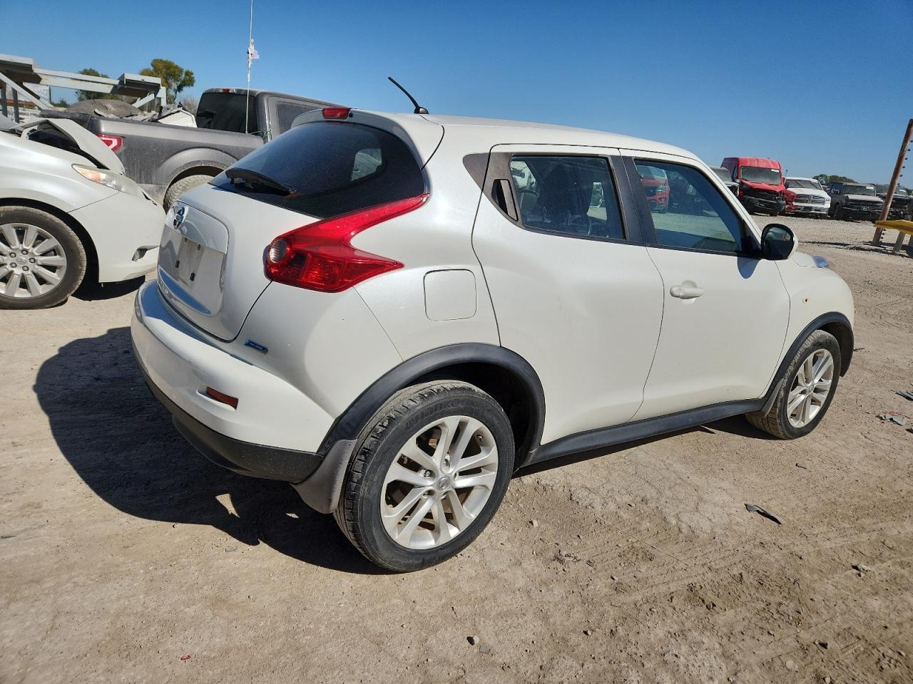2013 NISSAN Juke