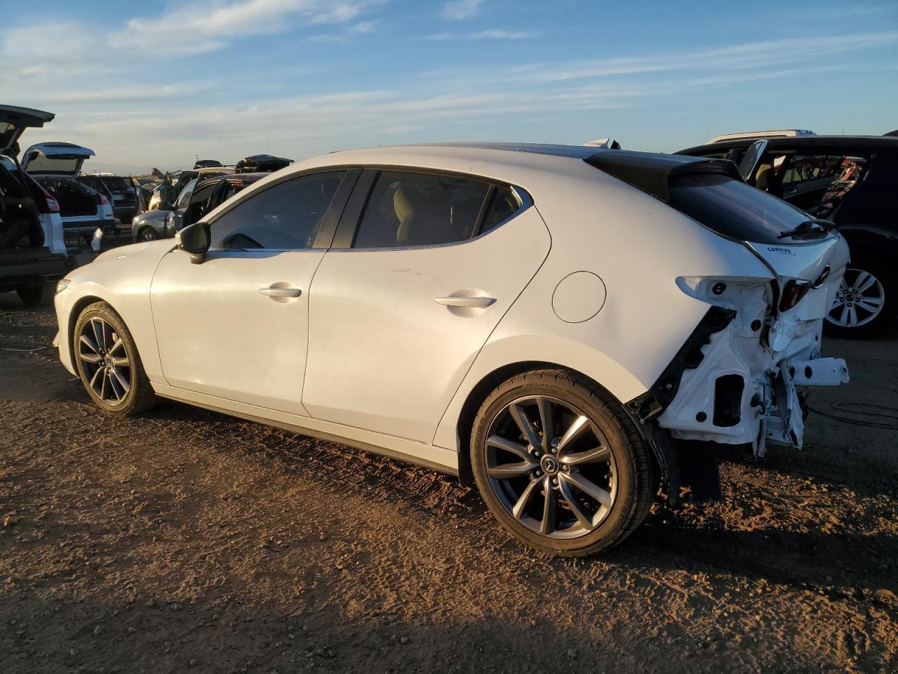 2019 MAZDA 3