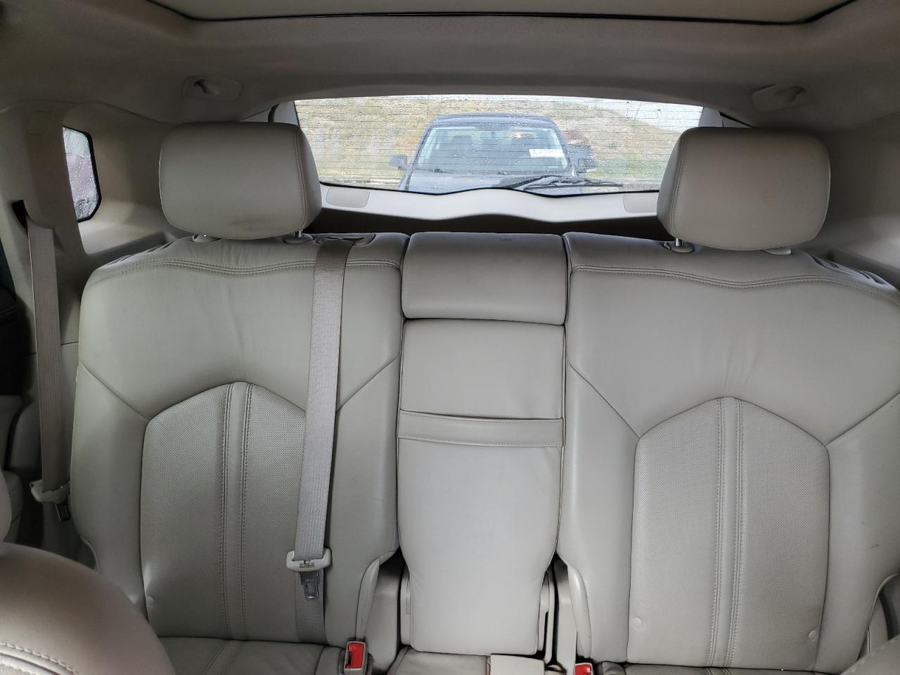 2010 CADILLAC SRX