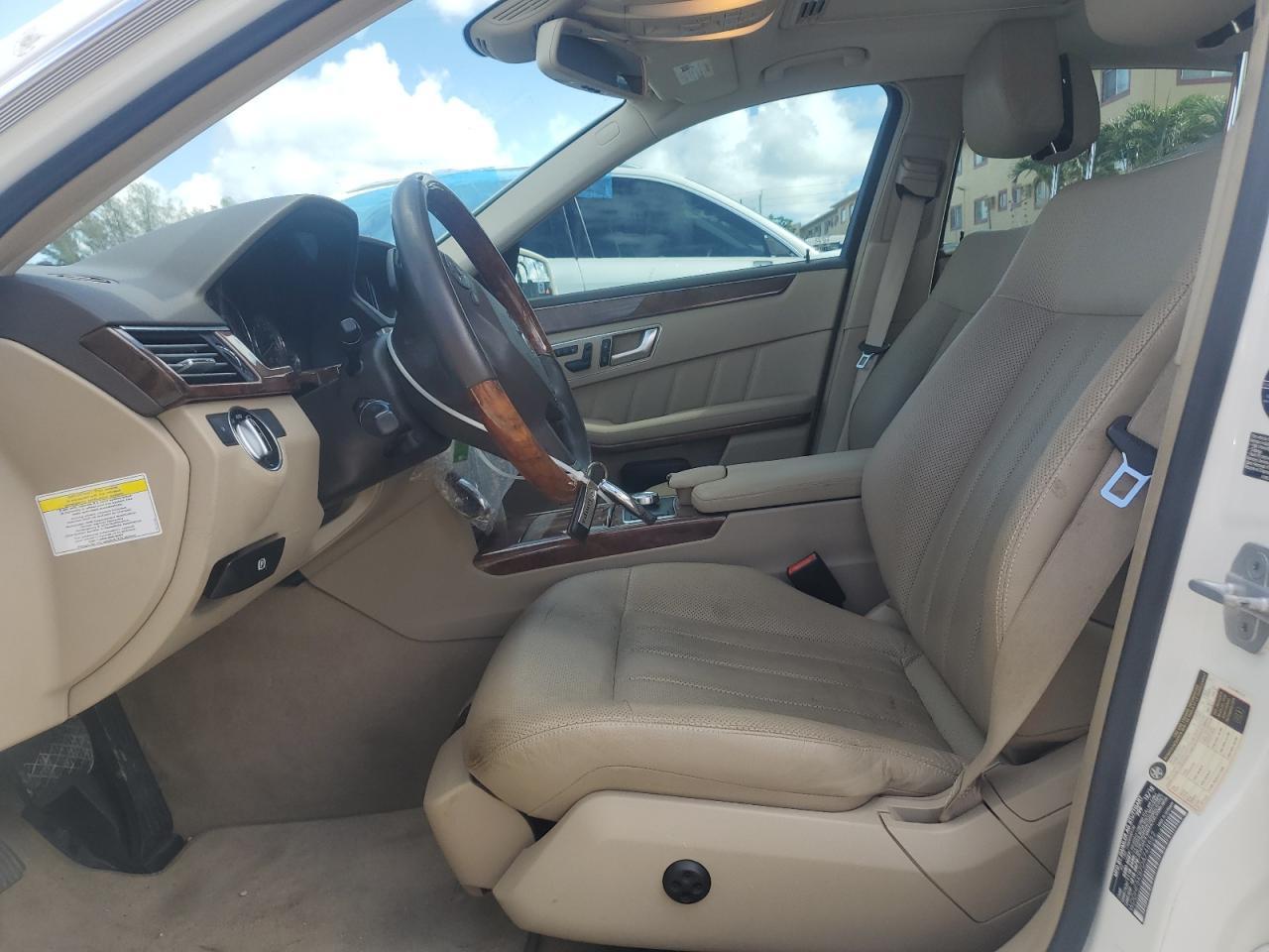 2013 MERCEDES-BENZ E-Class