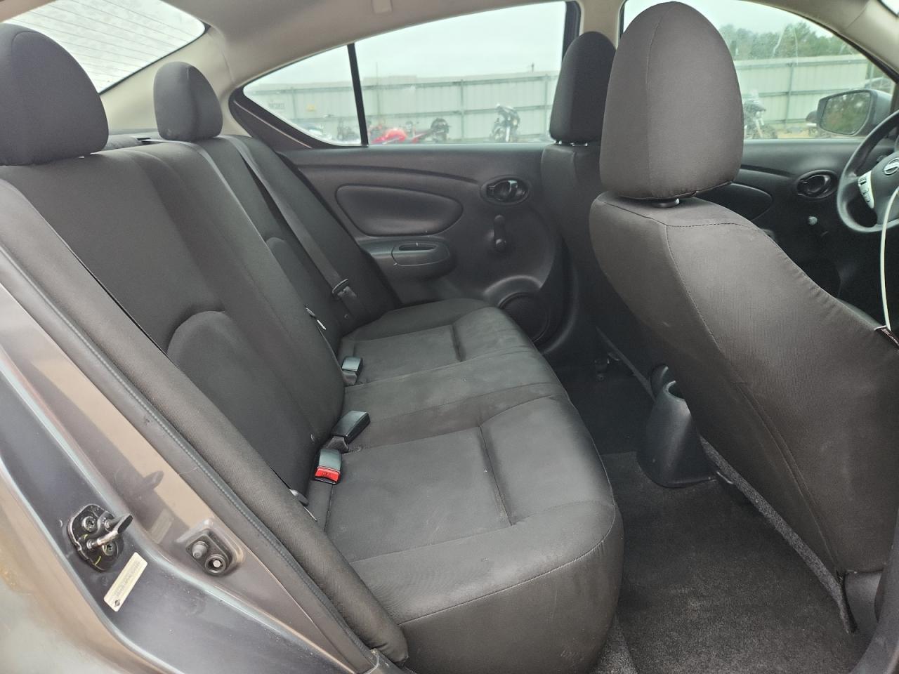 2019 NISSAN VERSA