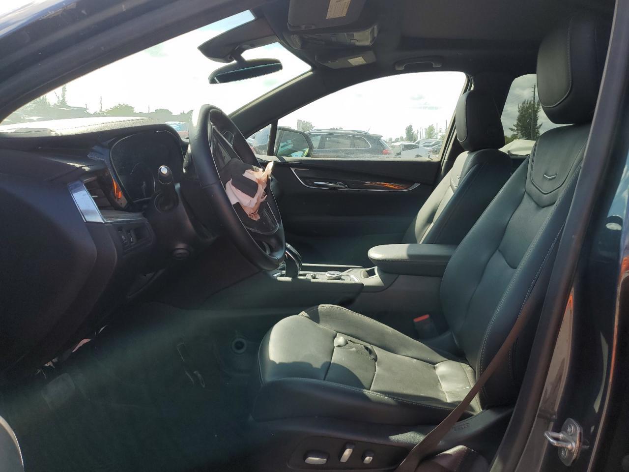 2020 CADILLAC XT5