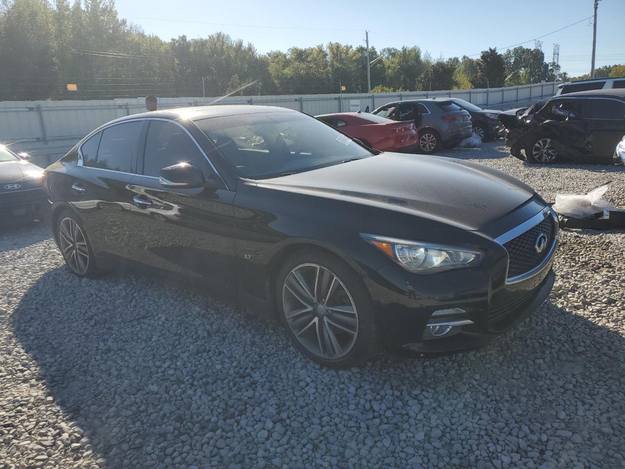 2015 INFINITI Q50
