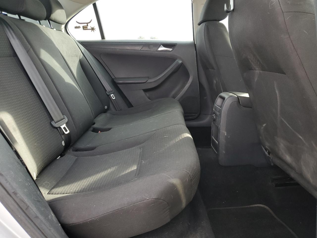 2016 VOLKSWAGEN JETTA