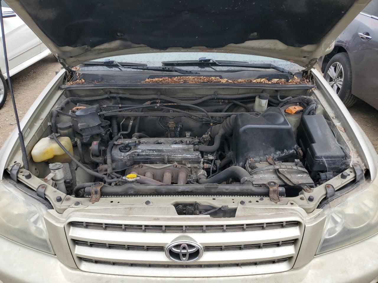 2002 TOYOTA HIGHLANDER