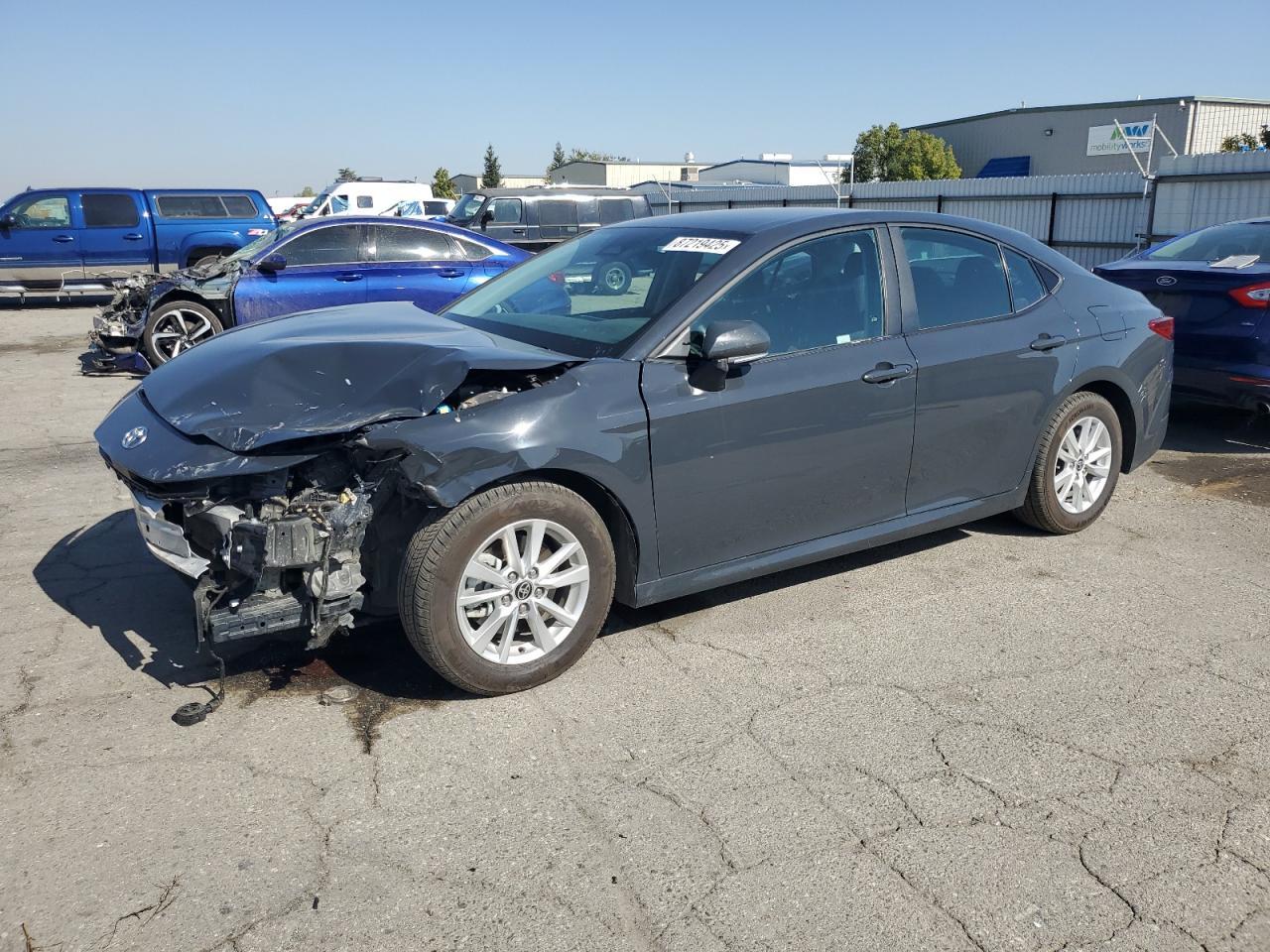 2025 TOYOTA CAMRY