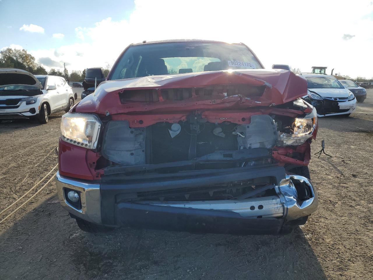 2017 TOYOTA TUNDRA