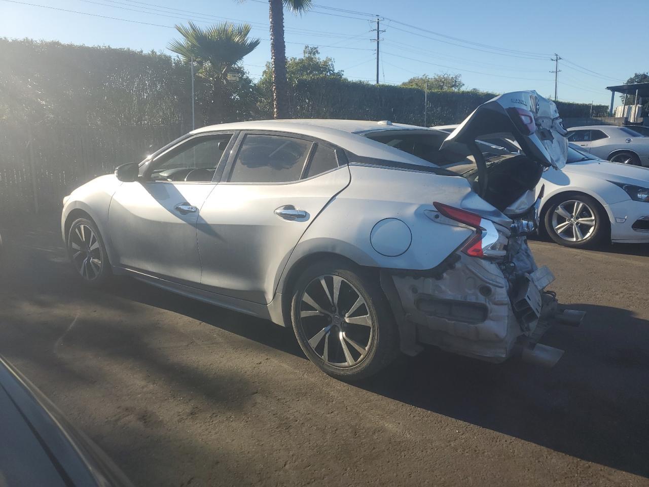 2018 NISSAN Maxima