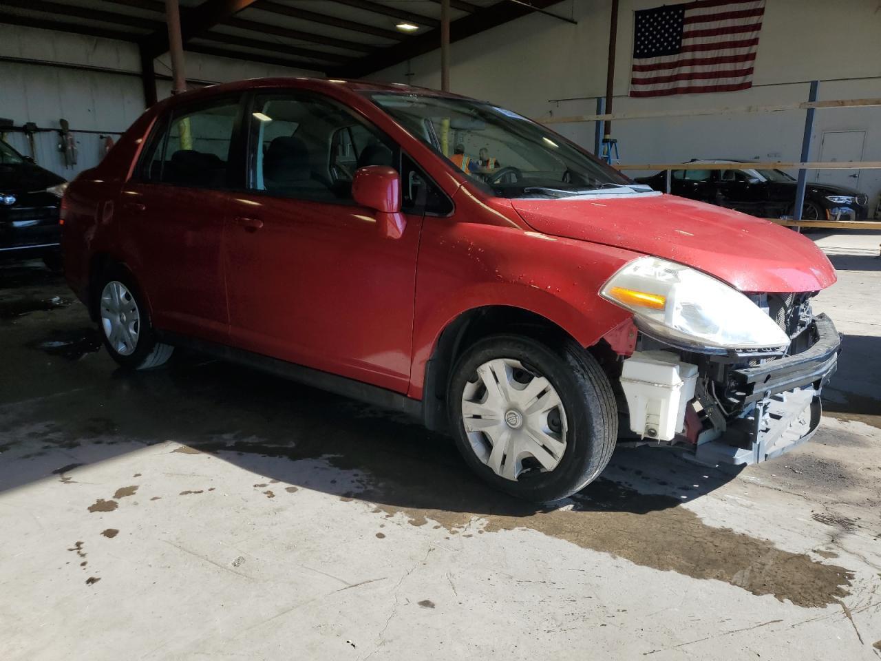 2010 NISSAN VERSA