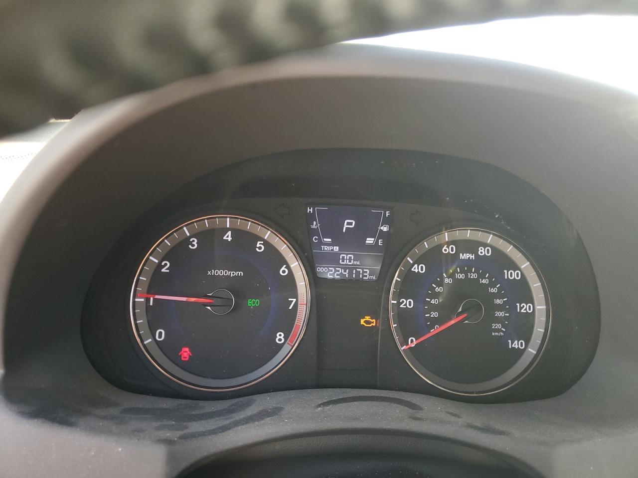 2012 HYUNDAI ACCENT