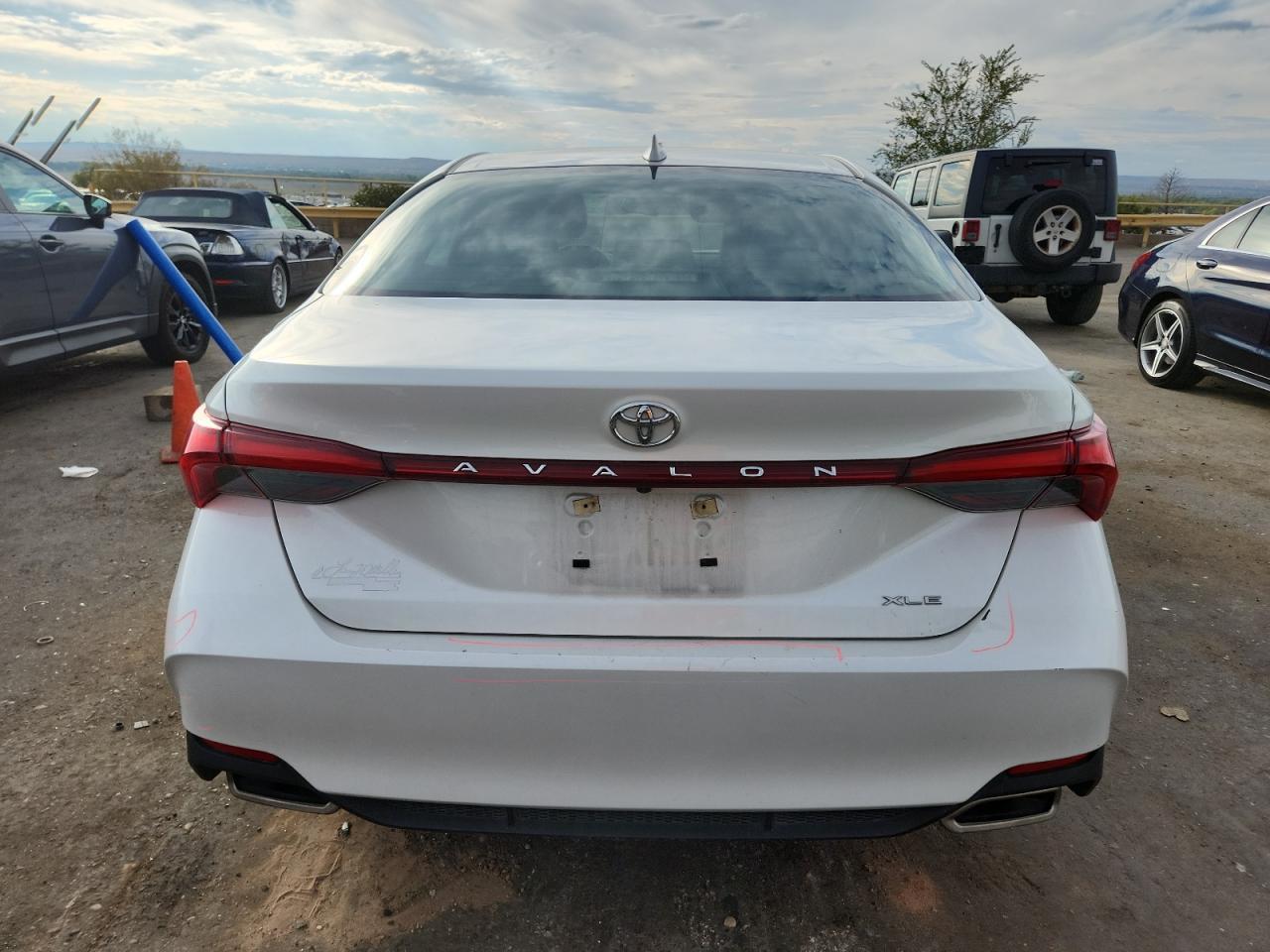 2021 TOYOTA Avalon
