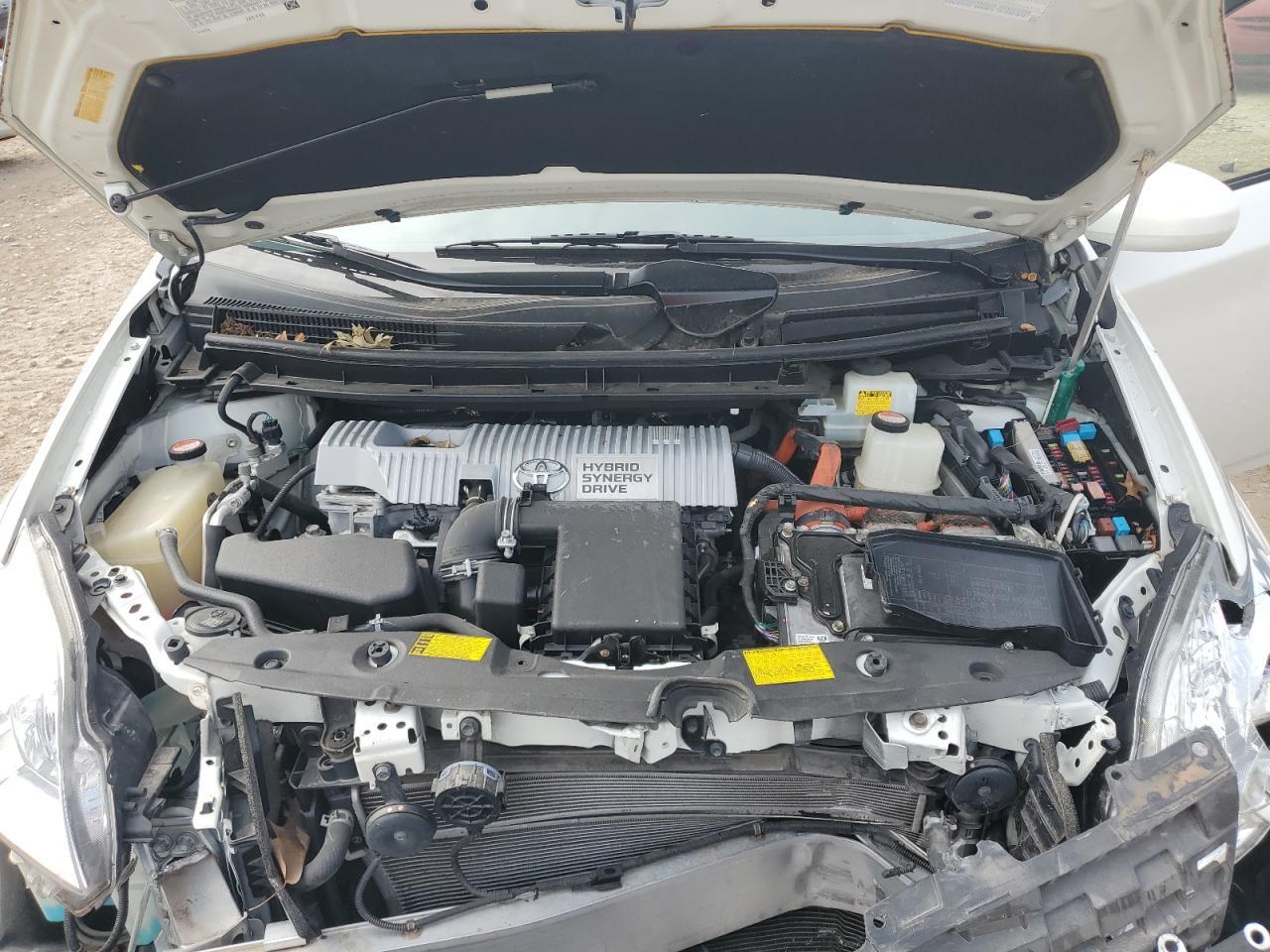 2014 TOYOTA PRIUS