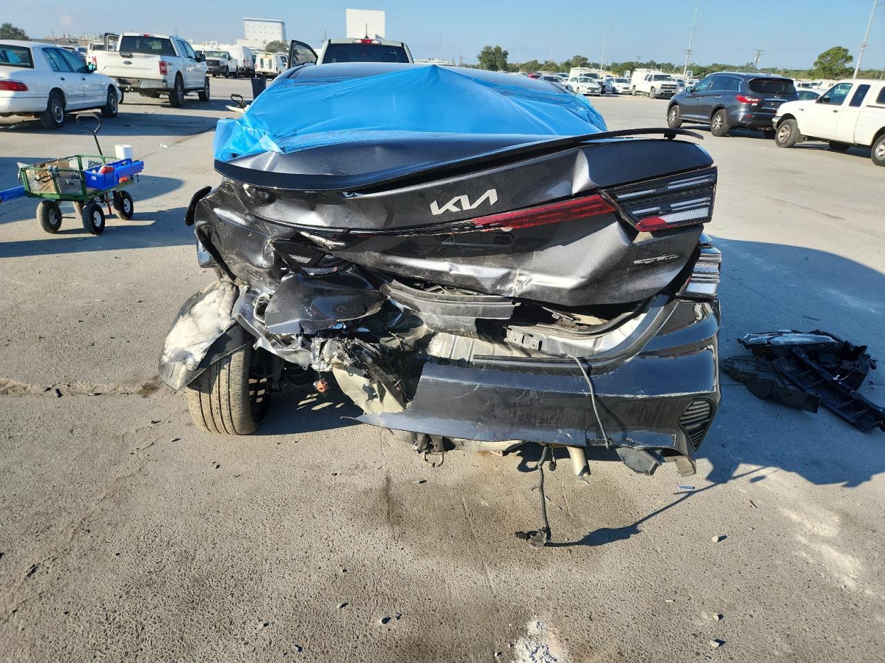 2023 KIA FORTE