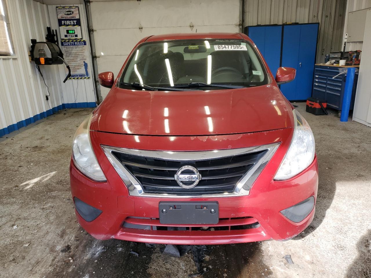 2015 NISSAN VERSA