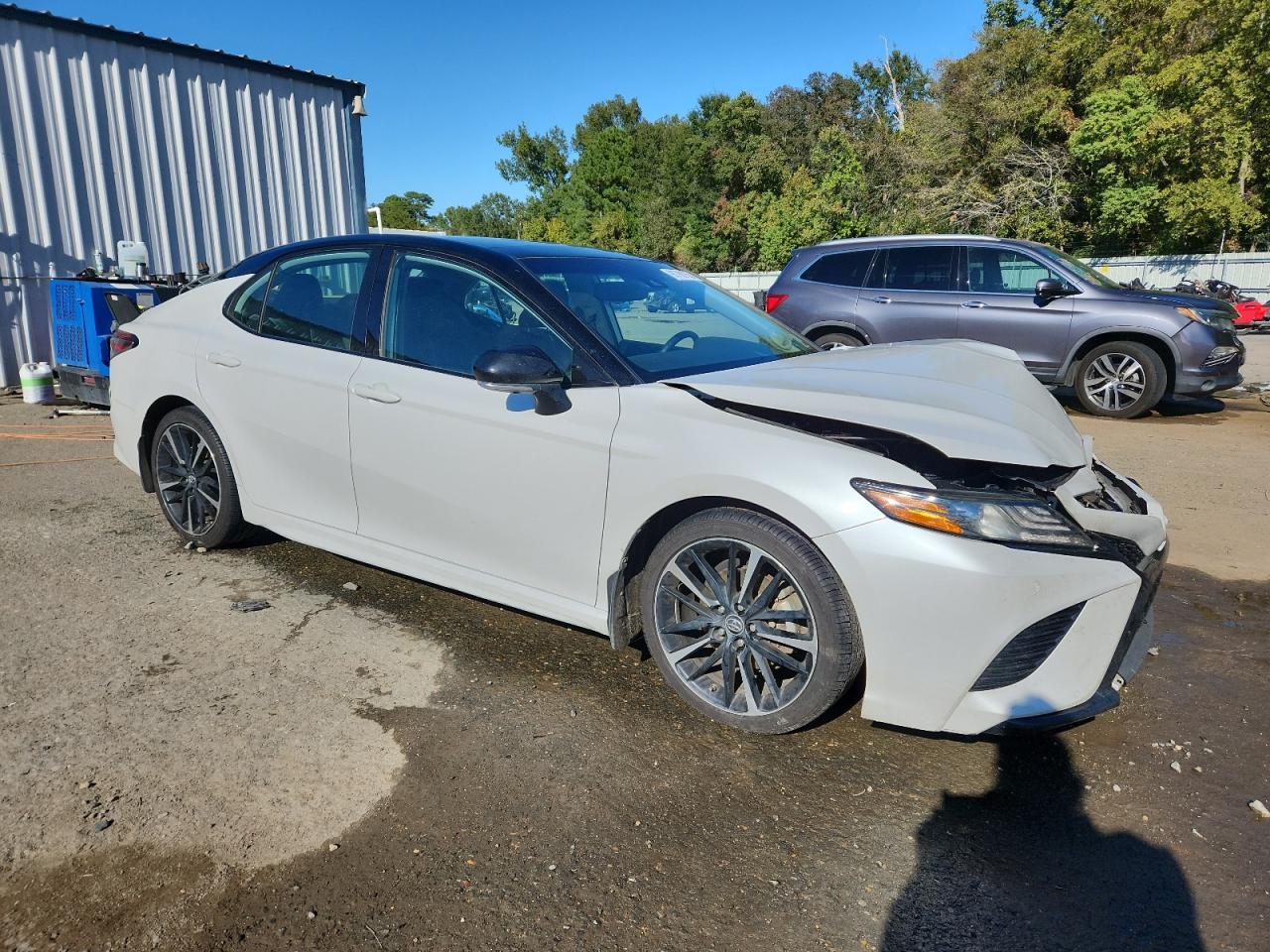 2019 TOYOTA CAMRY