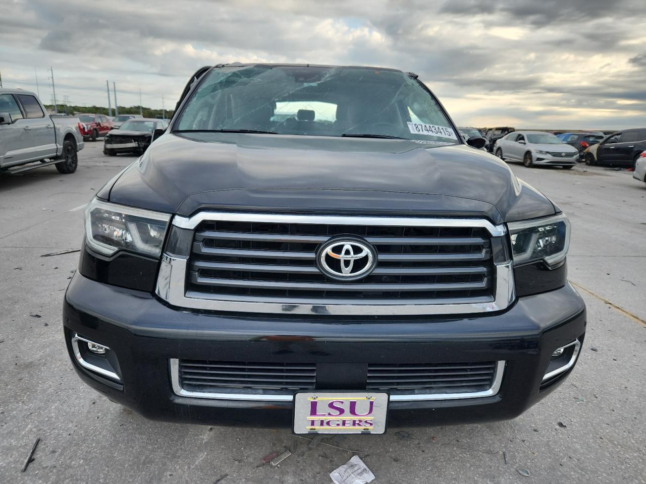 2019 TOYOTA Sequoia
