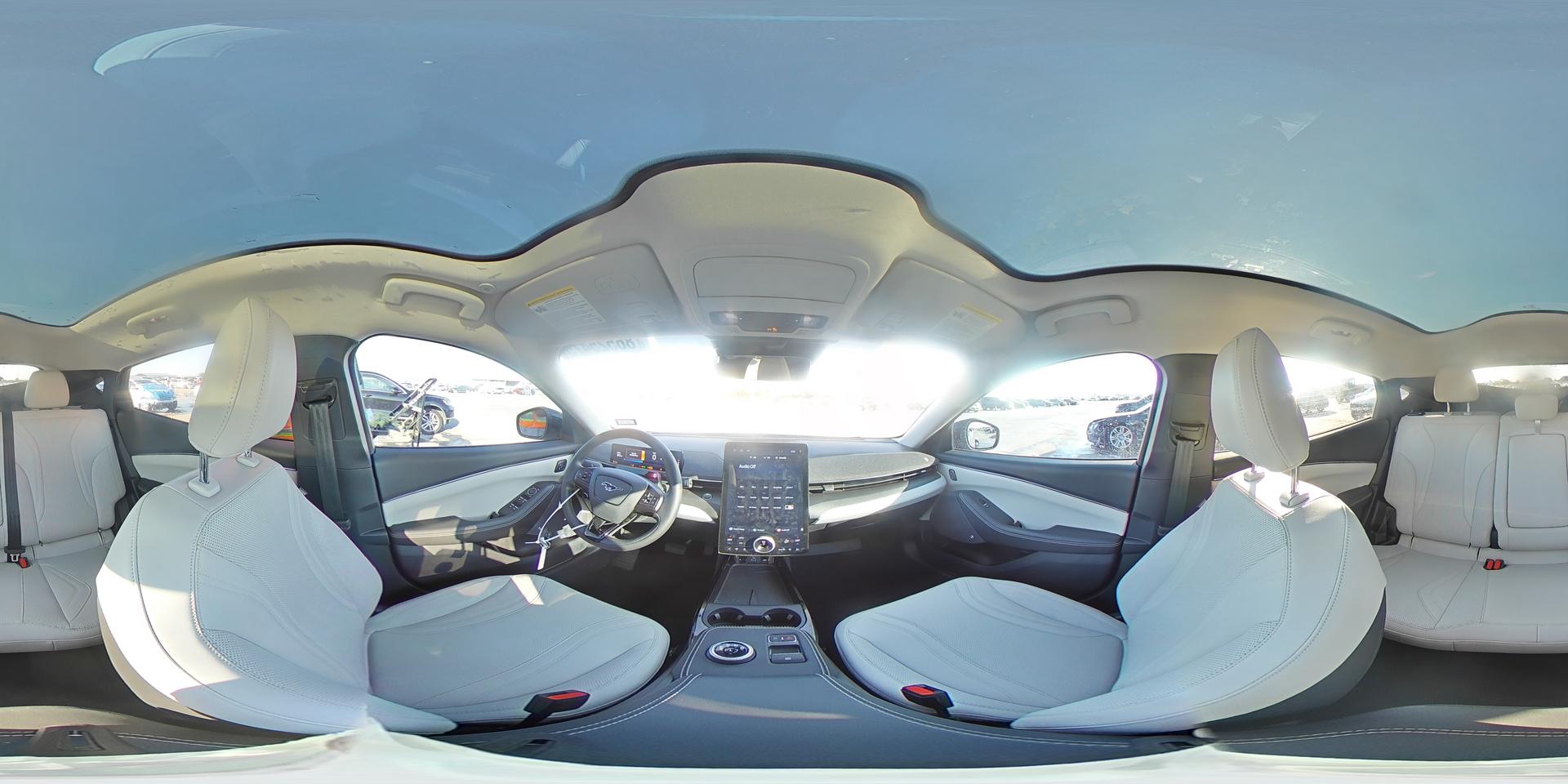 2023 FORD Mustang Mach-E