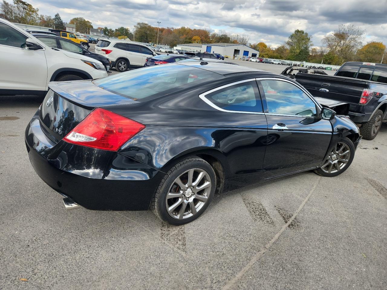 2012 HONDA ACCORD