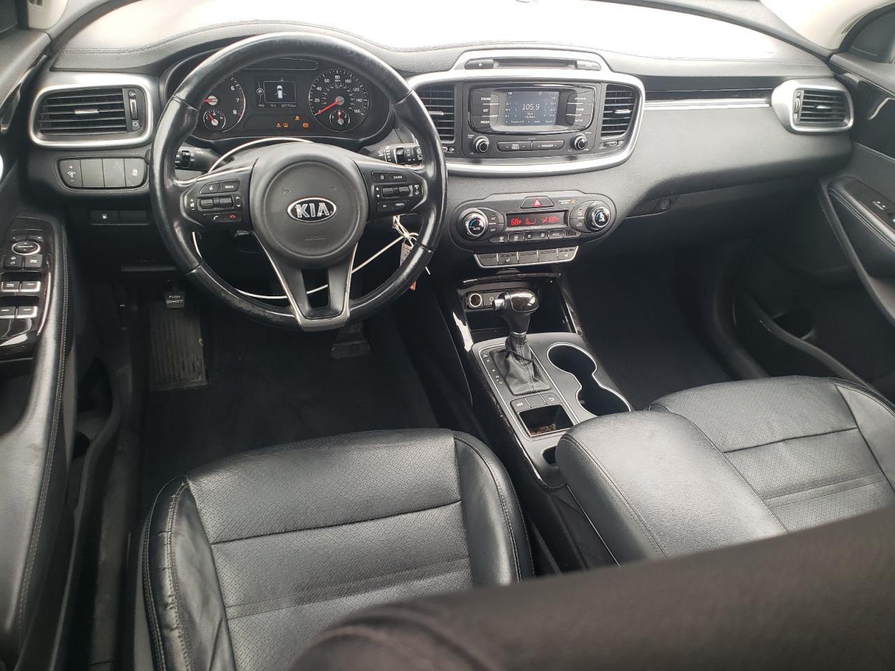 2016 KIA SORENTO