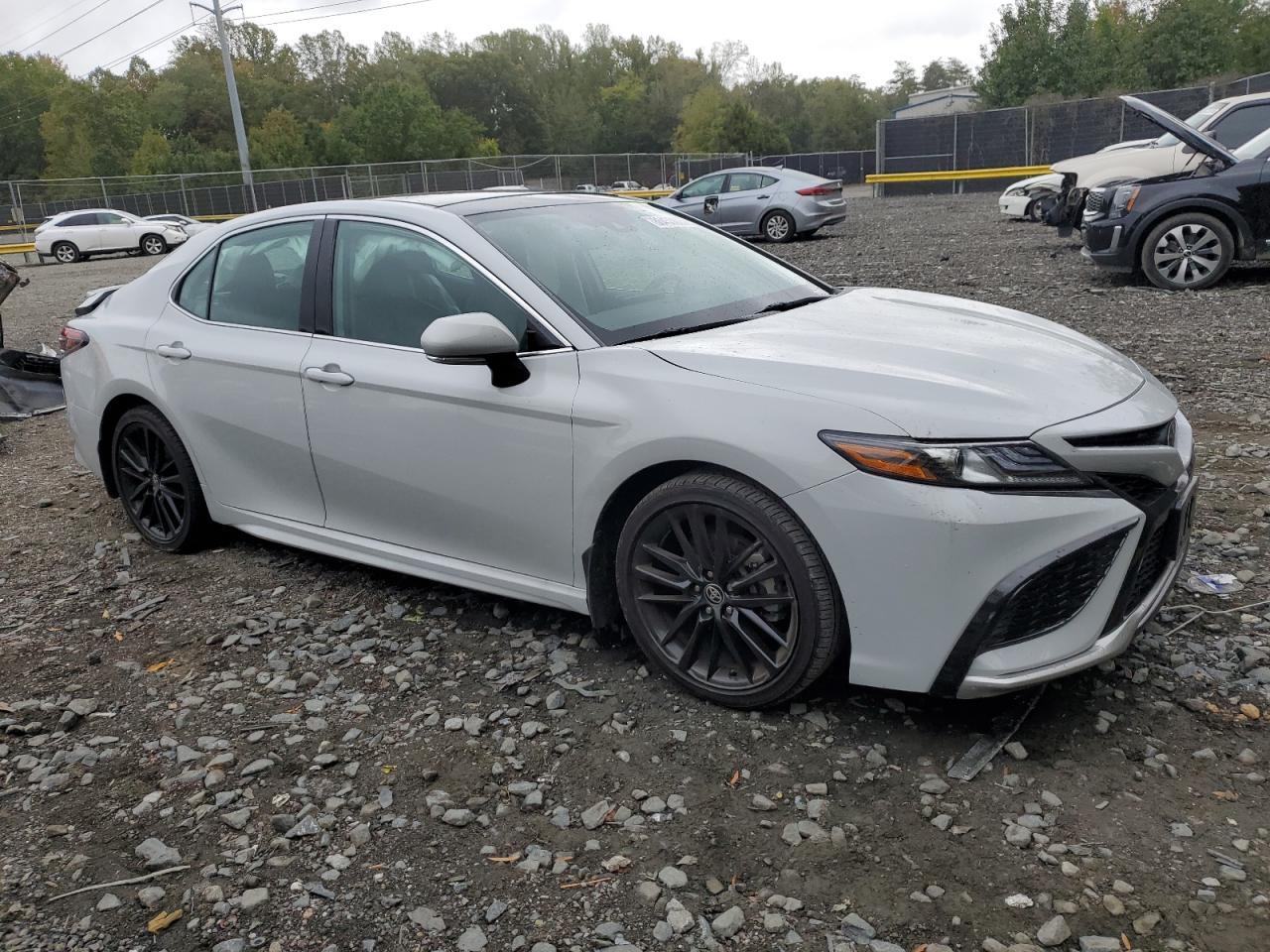 2024 TOYOTA CAMRY