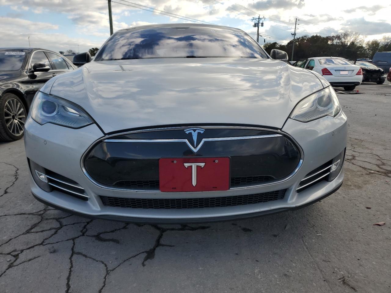 2013 TESLA MODEL S