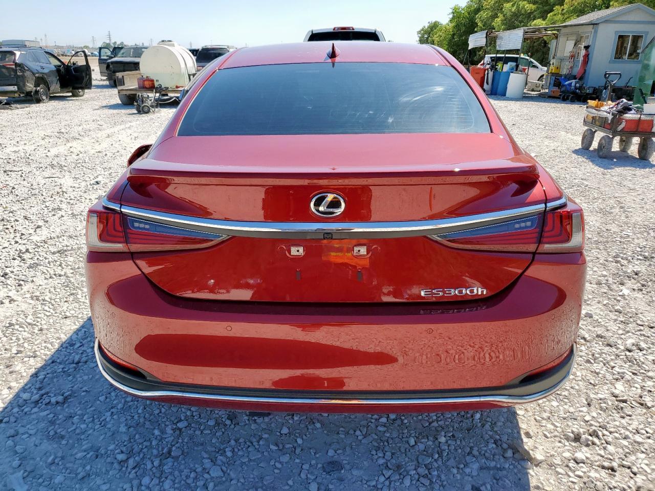 2025 LEXUS ES 300H