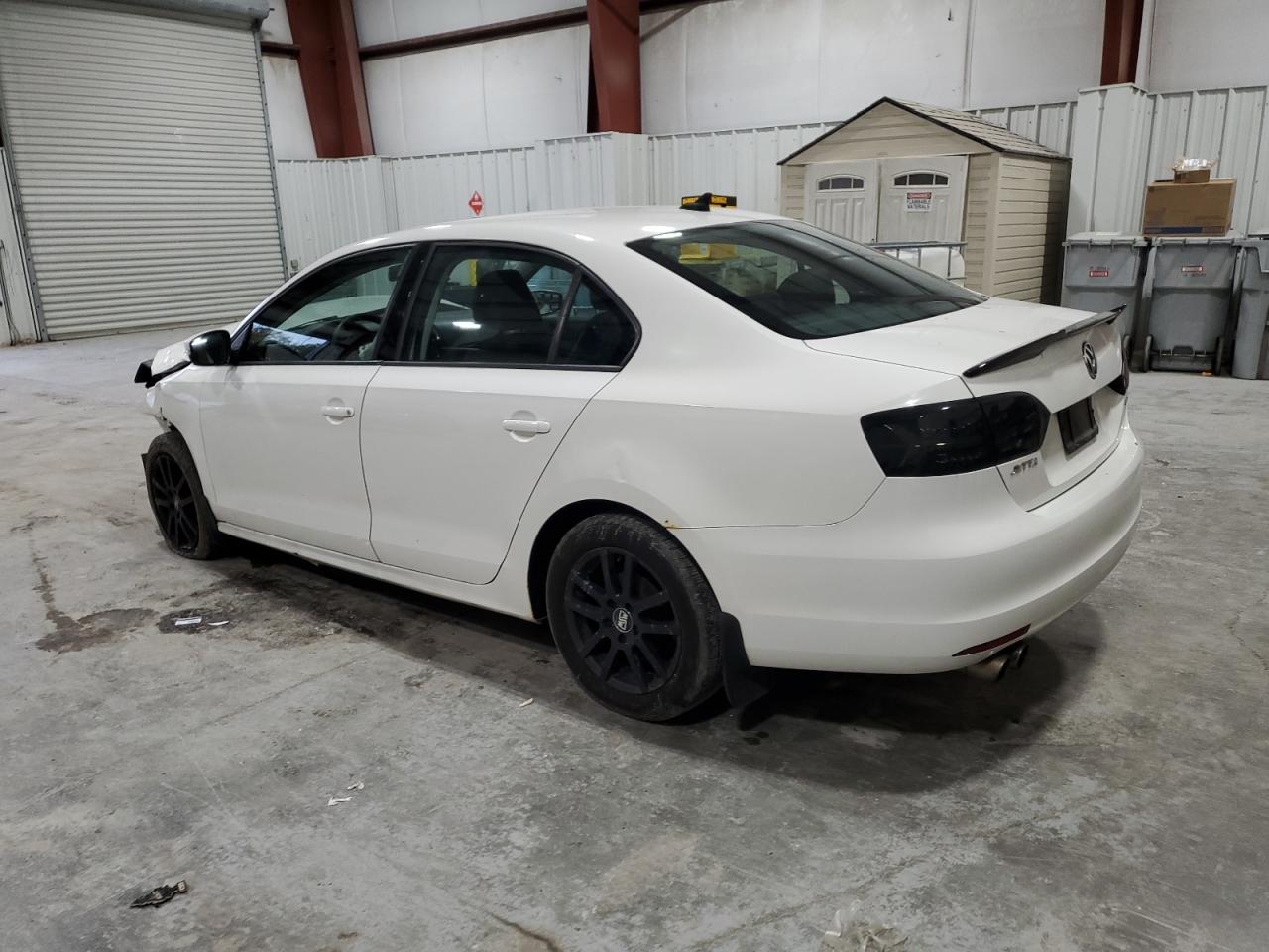 2011 VOLKSWAGEN JETTA